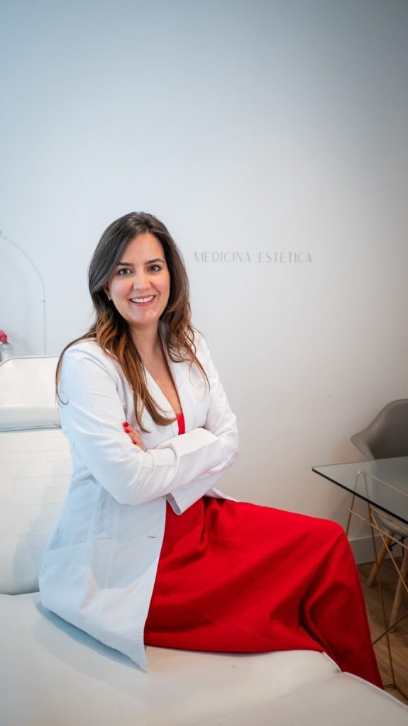 Dra. Victoria Caballero Sarrionandía, médico estético en Elom Clinic